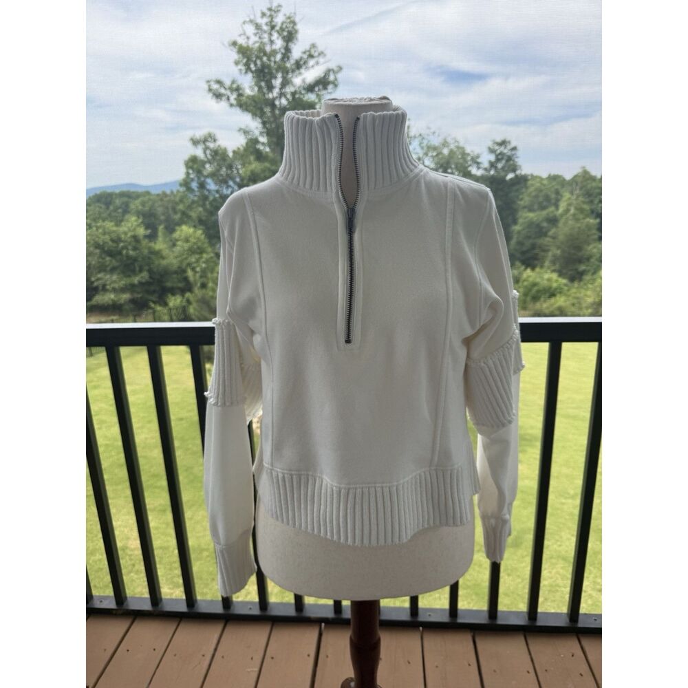 Daily Practice Indy Grab Pullover NWOT